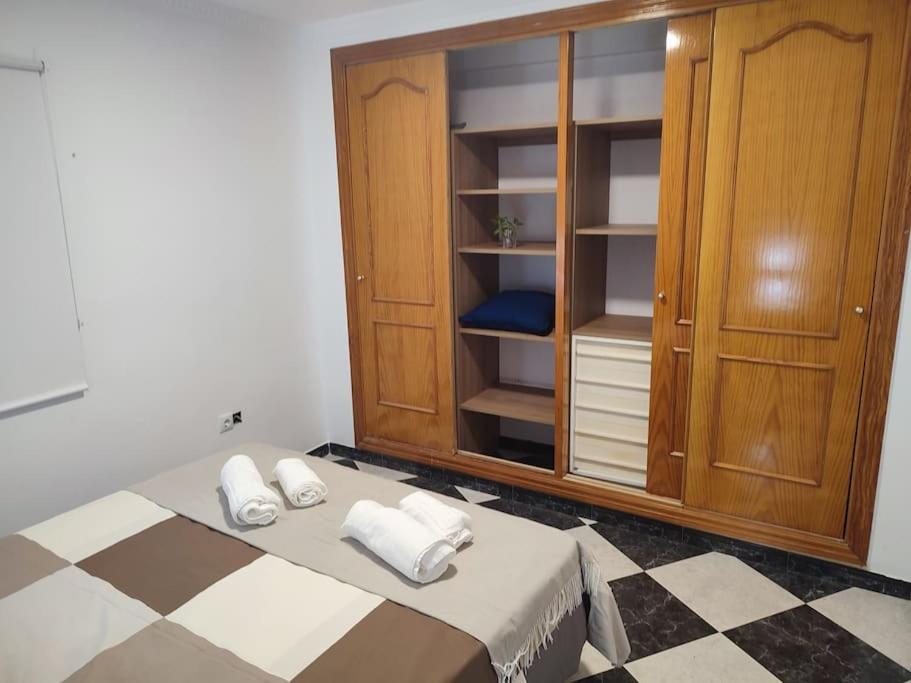 Apartamento En Playa Carvajal フエンヒロラ エクステリア 写真