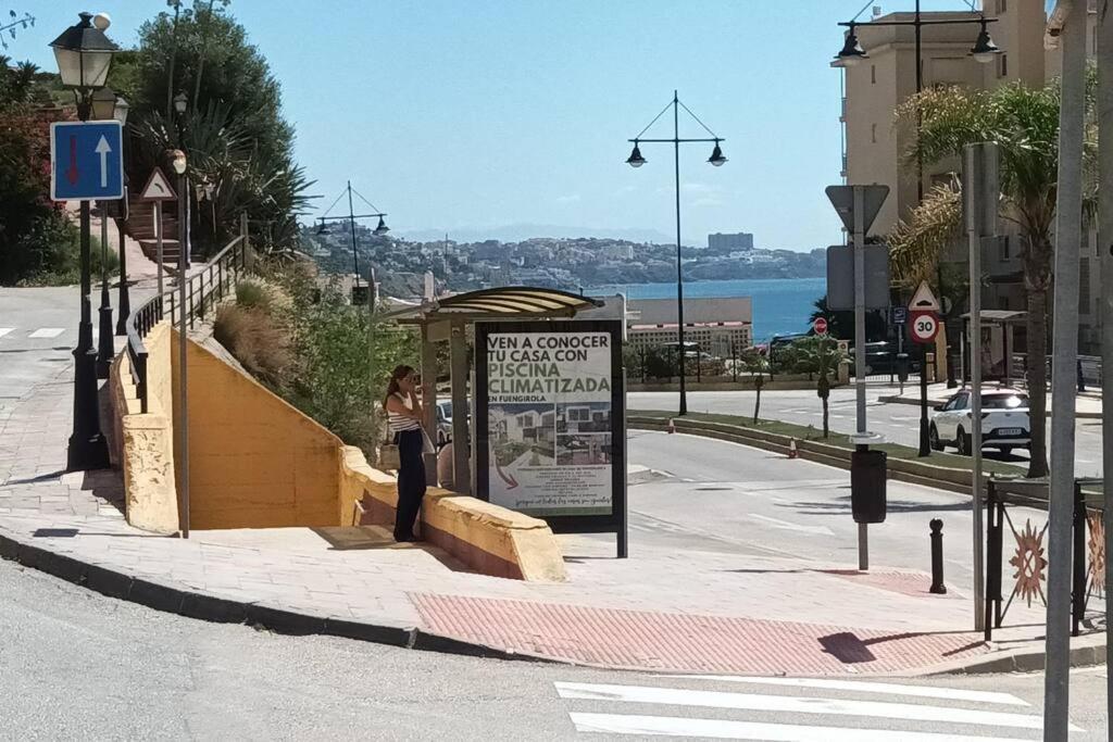 Apartamento En Playa Carvajal フエンヒロラ エクステリア 写真