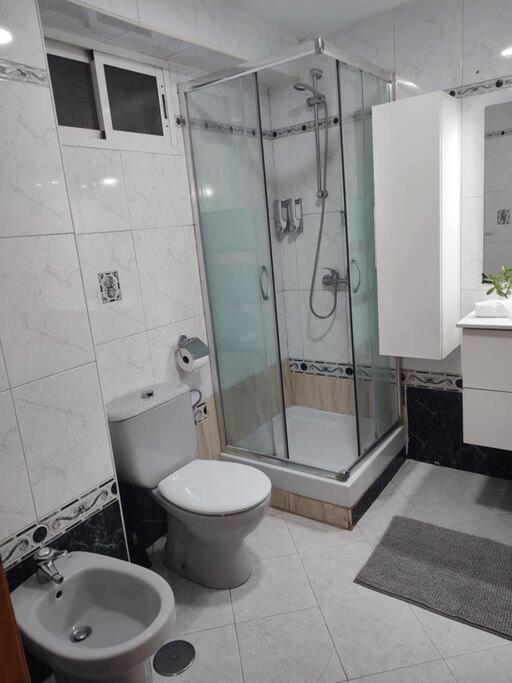 Apartamento En Playa Carvajal フエンヒロラ エクステリア 写真